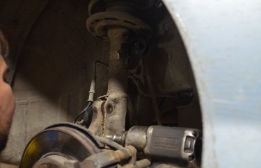 Ремонт ходовой части Хонда Джаз (подробные фото)