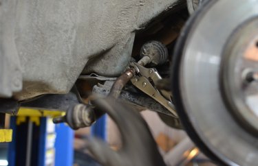 Замена рулевого наконечника Хонды