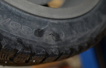Обнаружена грыжа покрышки